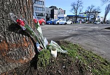 Unfallstelle eines mutmaßlichen Autorennens mit Todesopfern - Bernd Weißbrod/dpa