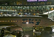 Flughafen Paderborn - Alexandra Buck