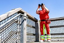 Rettungsschwimmer - Axel Heimken/dpa