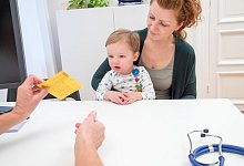 Die Ständige Impfkommission empfiehlt mehrere Schutzimpfungen für Kleinkinder und Säuglinge.  - picture alliance