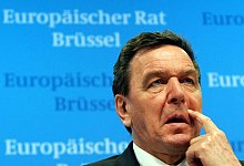Der fr&uuml;here Bundeskanzler Gerhard Schr&ouml;der steht seit Beginn des russischen Angriffskrieges gegen die Ukraine wegen seiner Verbindungen zu russischen Unternehmen in der Kritik. - Olivier Hoslet/epa/dpa