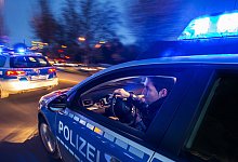 Die Beamten hatten den rasenden VW Polo bereits in der Falle. Doch dann wurde der Fahrer rabiat. - MIK NRW / Jochen Tack