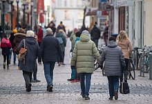 Zahlreiche Corona-Beschr&auml;nkungen werden in Deutschland gelockert. - Stefan Sauer/dpa