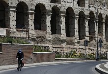 An die frische Luft - Foto: Cecilia Fabiano/LaPresse via ZUMA Press/dpa