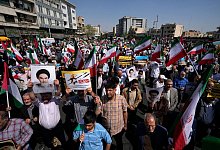 Versammlung in Teheran - Vahid Salemi/AP