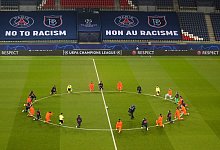 Zeichen setzen - Foto: Xavier Laine/Getty/Pool/AP/dpa