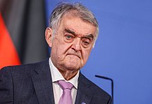 Innenminister Herbert Reul - Christoph Reichwein/dpa