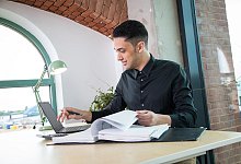 Durch Zeitmanagement Stress im Job reduzieren - Foto: Christin Klose/dpa-tmn