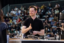 Anthony Douglas gewann das Finale der World Barista Championships. - --/Specialty Coffee Association /dpa