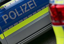 Polizei Symbol Aufschrift - dpa