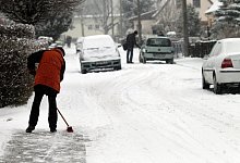 Schneeschippen - Foto: Jens Wolf
