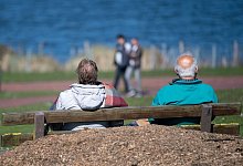 Senioren - Sebastian Gollnow/dpa