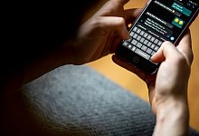 Vergleich 16 Apps Messenger Smartphone Handy - Foto: Fabian Sommer/dpa/dpa-tmn