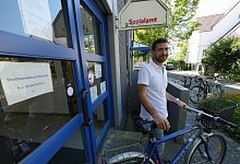 Hadi Ghali - Jost Wolf