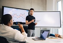 Redeangst im Job - Zacharie Scheurer/dpa-tmn