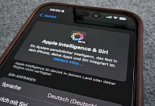 System Apple Intelligence auf einem Smartphone - Till Simon Nagel/dpa-tmn