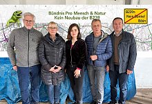 julia-eisentraut-und-vorstand-b239n-neindanke-ev - Fotorechte: Bürgerinitiative