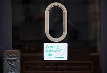 Coronavirus - Kleinstadt-Fu&szlig;g&auml;ngerzone - Foto: Boris Roessler/dpa