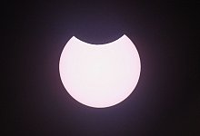 Partielle Sonnenfinsternis - Patrick Pleul/dpa-Zentralbild/dpa