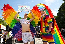 Parade zum Christopher Street Day (CSD) - Christian Charisius/dpa