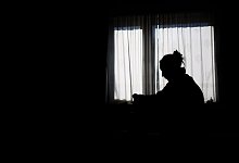 Depression bei jungen Erwachsenen - Julian Stratenschulte/dpa