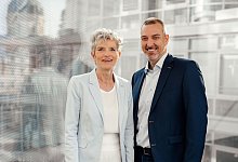 Birgit Steinborn und Tobias Bäumler - Stephan Schumann/Munichemotions/Gesamtbetriebsrat Siemens/dpa