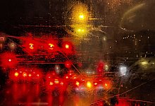 Beschlagene Scheiben in einem Fahrzeug - Zacharie Scheurer/dpa-tmn