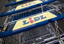 Einkauf bei Lidl - Foto: Marcel Kusch/dpa