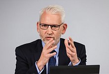 Uniper-Chef Michael Lewis - Oliver Berg/dpa