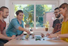 Spielerunde - IELLO/Hutter Trade/dpa-tmn