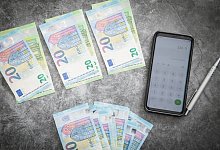 Cash Stuffing - Christin Klose/dpa-tmn