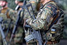 Wehrdienst - Henning Kaiser/dpa