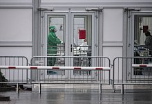 Corona-Tests - Foto: Guido Kirchner/dpa