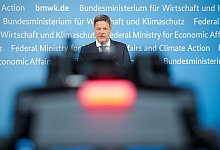 Bundeswirtschaftsminister Robert Habeck hat die Fr&uuml;hwarnstufe des Notfallplans Gas ausgerufen. - Kay Nietfeld/dpa