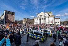 DGB ruft zu Demonstration gegen Rechts auf - Christoph Reichwein/dpa