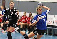 Blombergs Rechtsau&szlig;en Kira Schnack traf zweimal f&uuml;r ihre Farben in Mainz - Paul Cohen