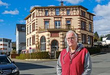 az023102 - 1 - Andreas Zobe