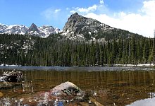 Blick auf Berge der Rocky Mountains - Robert Juhran/dpa-tmn