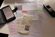 Inkassofirmen - Astrid Sewing