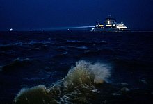 Stürmisches Wetter im Norden - Daniel Bockwoldt/dpa