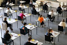 Abitur - Bernd W&uuml;stneck/dpa