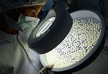 Pharmaproduktion - Arne Dedert/dpa