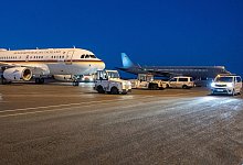 Regierungsmaschinen bei Zwischenstopp in Island - Michael Kappeler/dpa