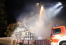 Eine Drehleiter musste eingesetzt werden. - Charlotte Mahncke