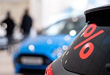 Einkauf per Ratenkredit - Sebastian Gollnow/dpa