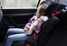 Viele Kindersitze fürs Auto schneiden im Test gut ab - Silvia Marks/dpa-tmn