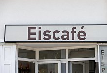 Sommer - Hitze - Eiscafe - Foto: Friso Gentsch