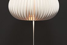 Selbstgemachte Tischleuchte aus Papptellern - Dremel/DIY Academy/dpa-tmn