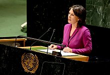 Annalena Baerbock prangert die &laquo;r&uuml;cksichtslose nukleare Rhetorik&raquo; Russlands an. - Britta Pedersen/dpa