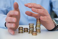 Bei Depotkosten sparen - Foto: Andrea Warnecke/dpa-tmn